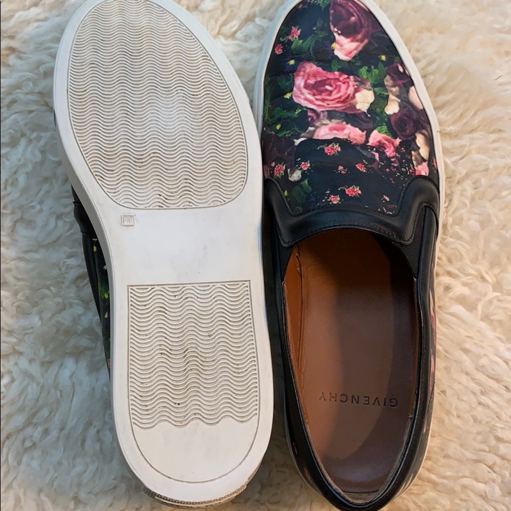 Givenchy Black Floral Slip-On Sneakers - Picture 3 of 7